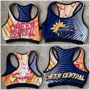 Reversible sports bra